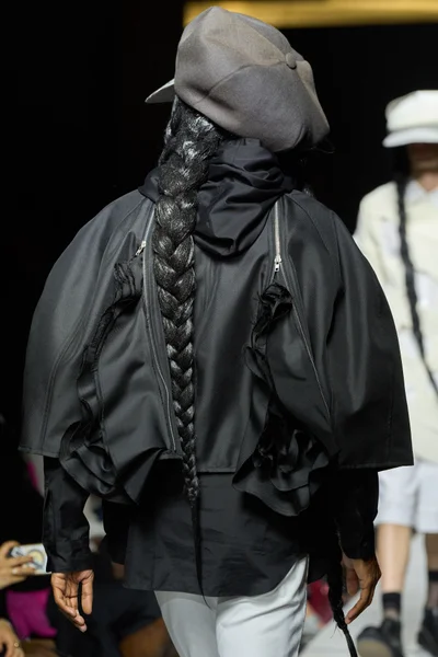 Look 39